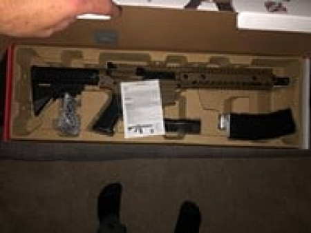 Crosman R1 Full Auto BB Air Rifle with Red Dot Sight
