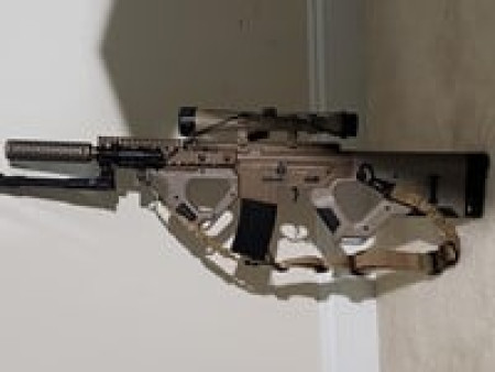 Crosman R1 Full Auto BB Air Rifle with Red Dot Sight
