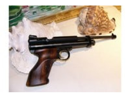 Crosman 2240 CO2 Air Pistol, .22 caliber