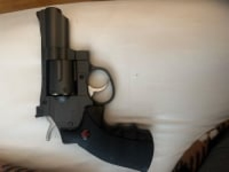 Crosman SNR357 CO2 Dual Ammo Full Metal Revolver