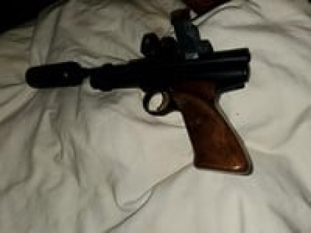 Crosman 2240XL CO2 Air Pistol, .22 cal, Steel Breech